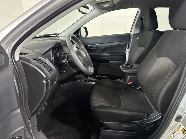 Used 2024 Mitsubishi Outlander Sport ES image 11