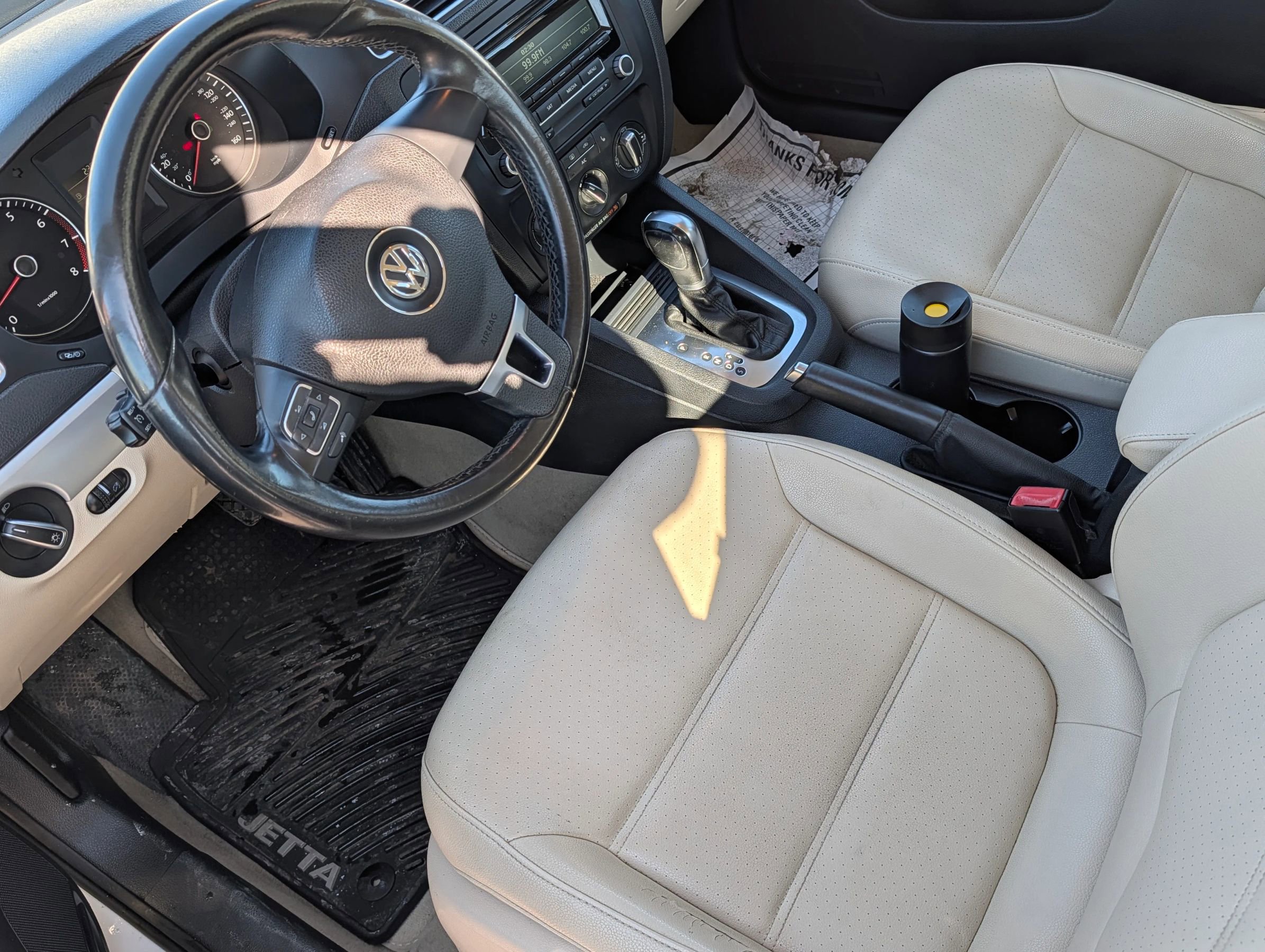 Used 2014 Volkswagen Jetta SE image 8