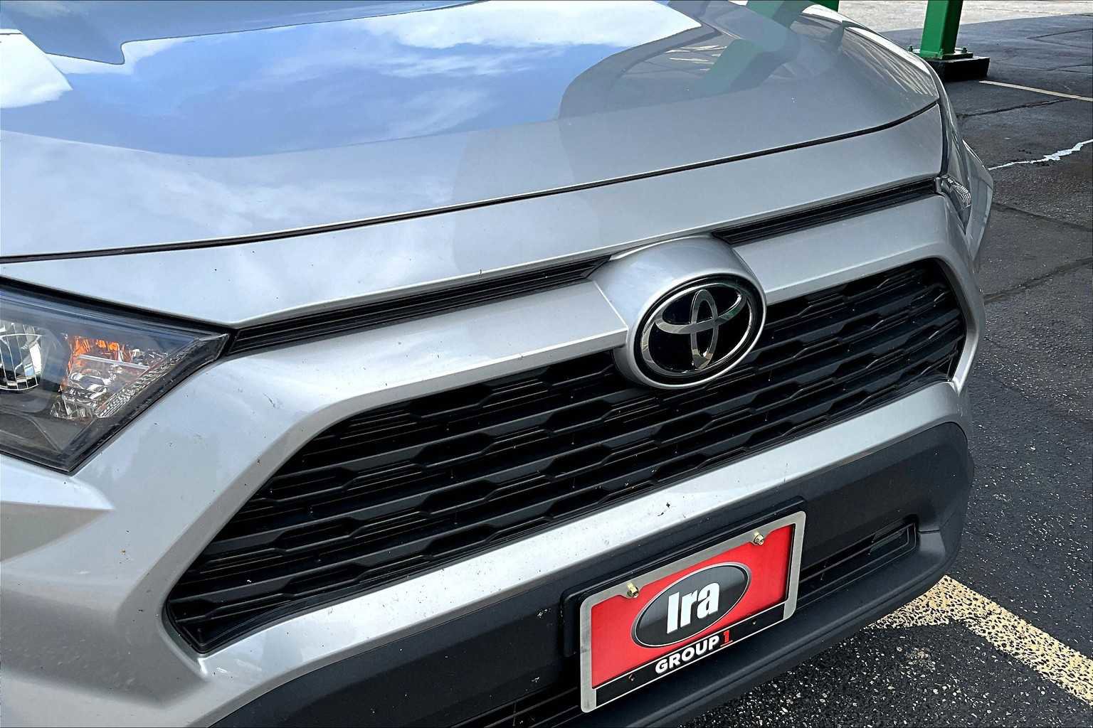 Used 2022 Toyota RAV4 LE image 30