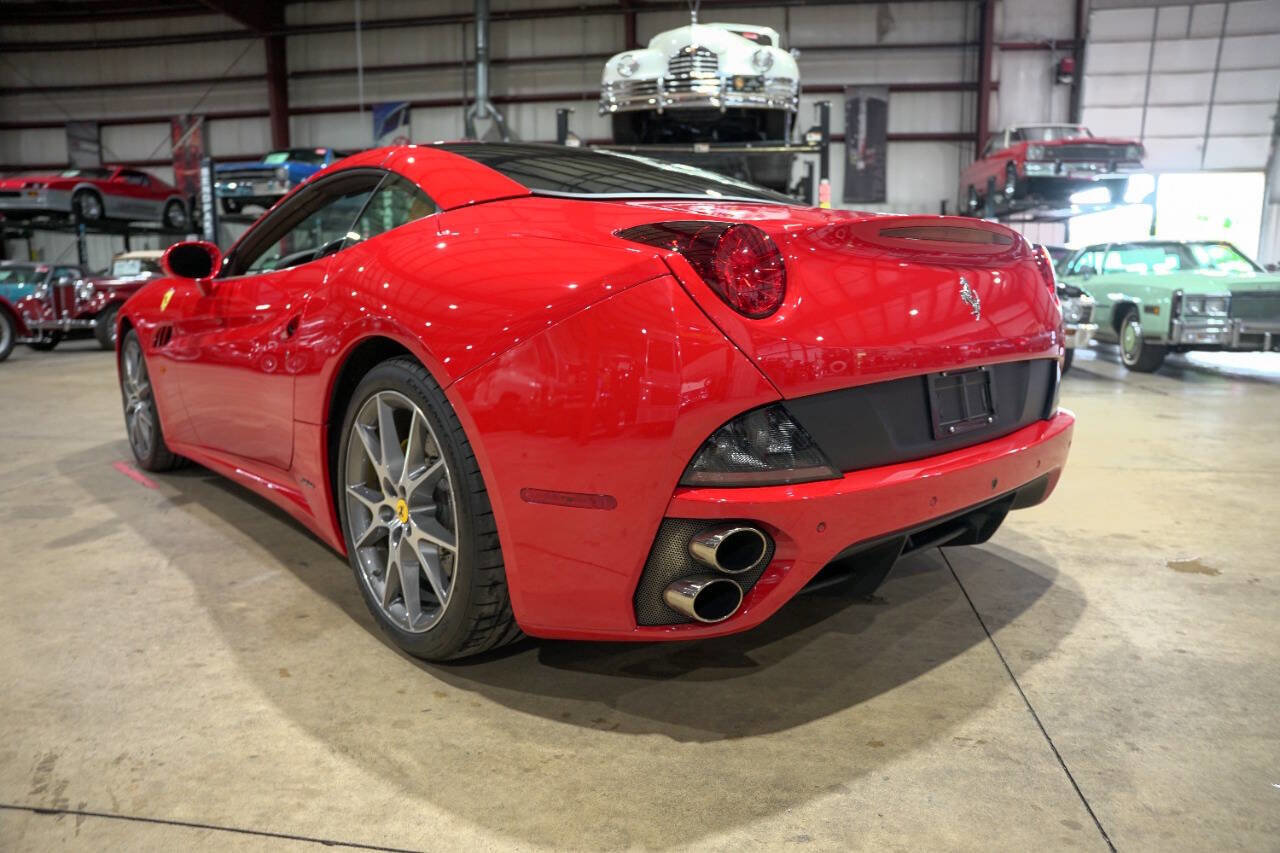 Used 2013 Ferrari California image 20