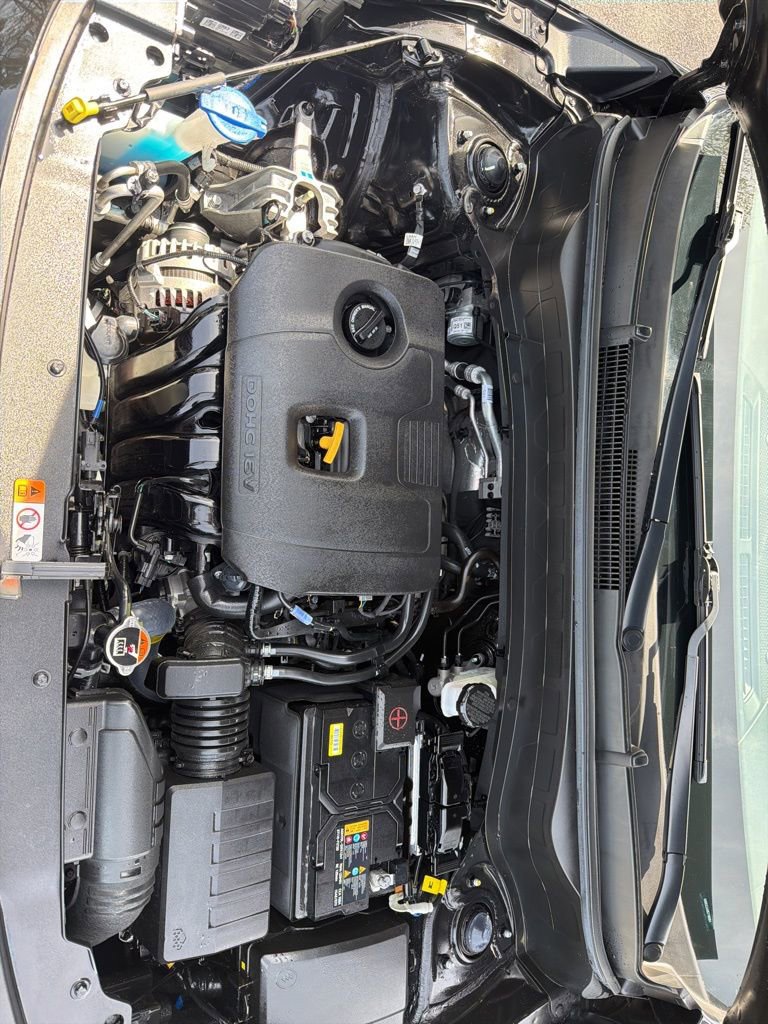 Certified 2025 Kia Seltos S image 11