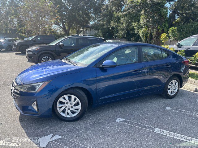 Used 2019 Hyundai Elantra SE image 3