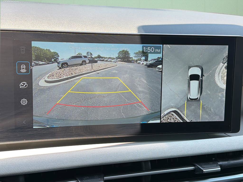 Certified 2025 Hyundai Tucson Limited FWD image 32