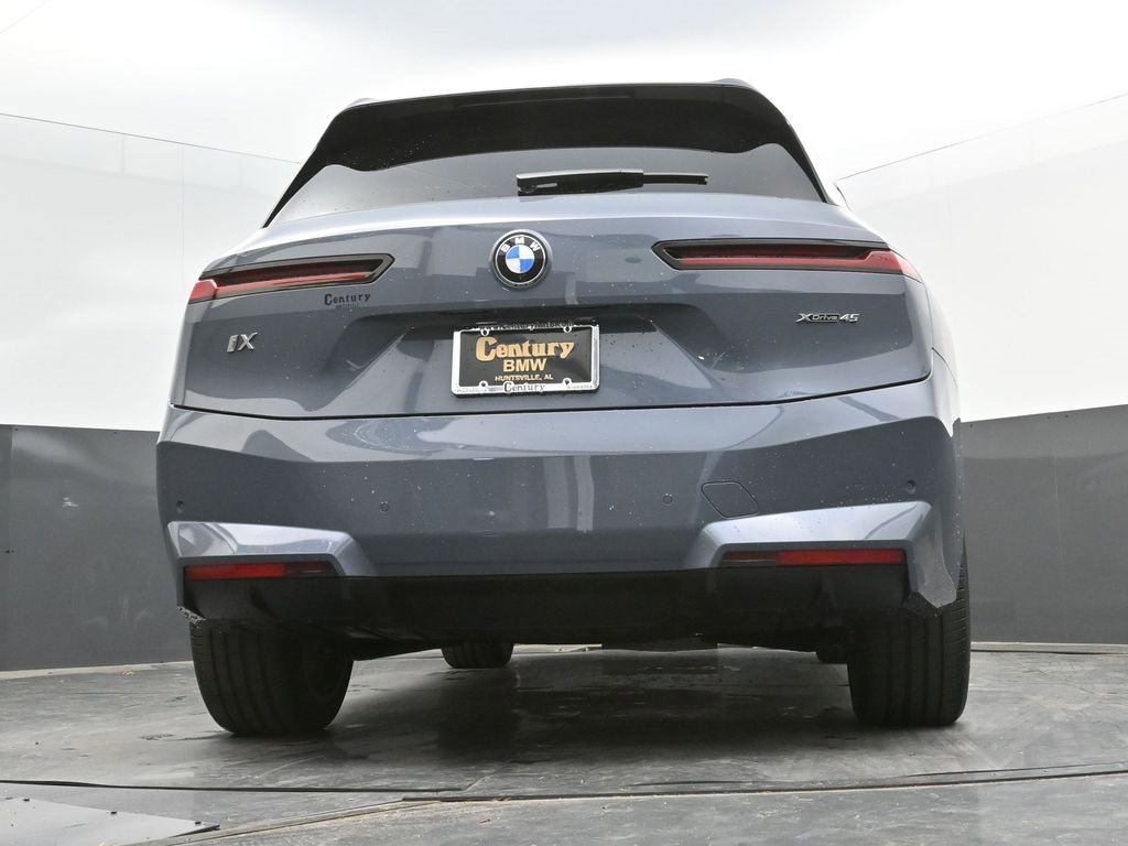 Certified 2026 BMW iX xDrive45 w/ Premium Package image 33