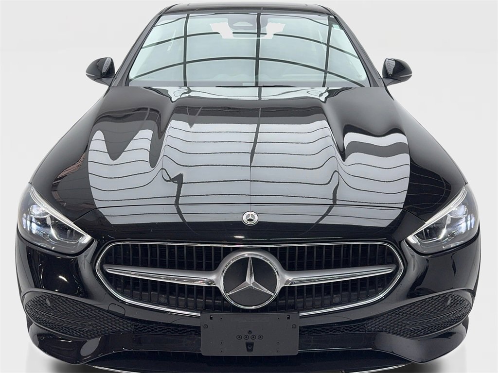 Used 2025 Mercedes-Benz C 300 Sedan image 4