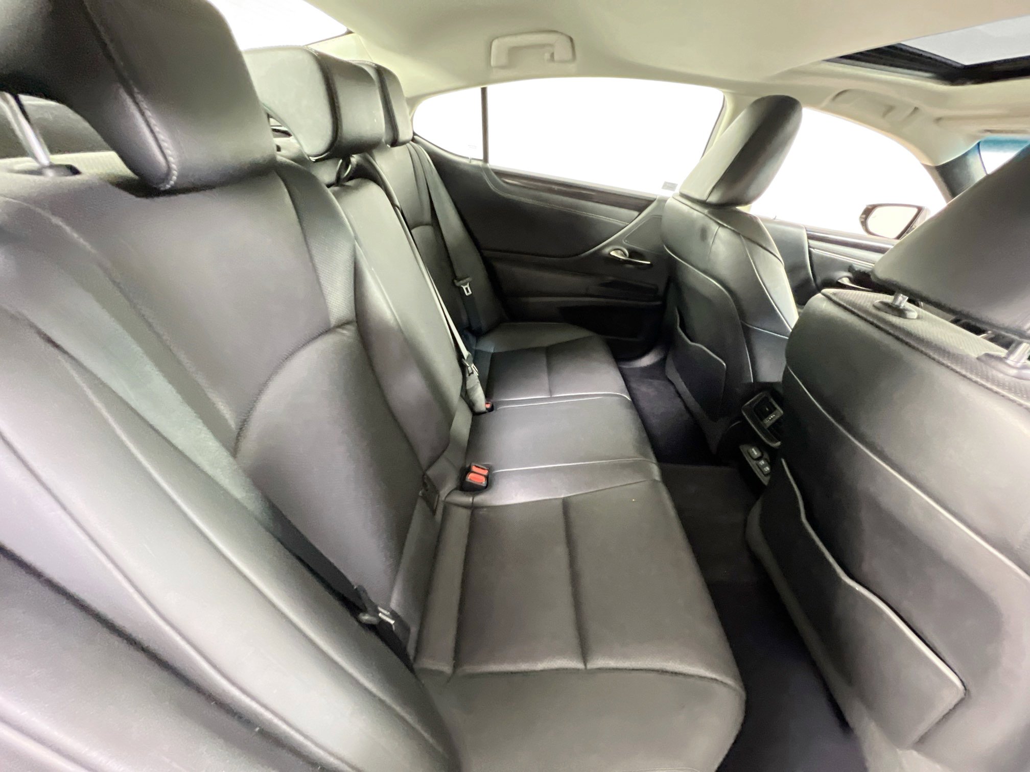 Used 2021 Lexus ES 250 w/ Premium Package image 26