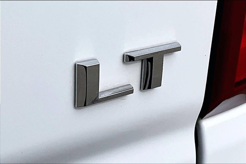 Used 2022 Chevrolet Silverado 1500 LT Trail Boss image 40