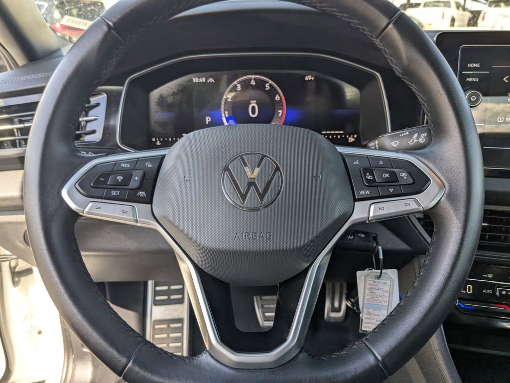 Used 2025 Volkswagen Jetta Sport image 18