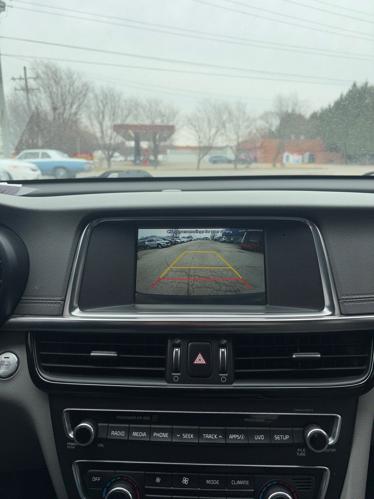 Used 2017 Kia Optima EX image 21