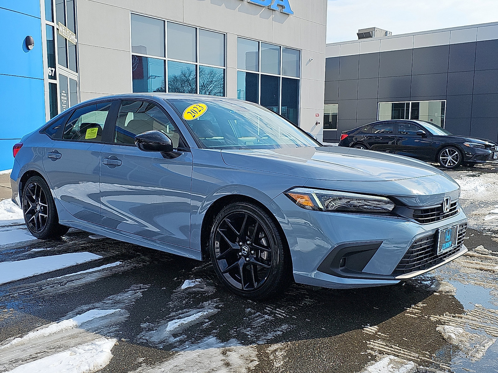 Used 2023 Honda Civic Sport image 3