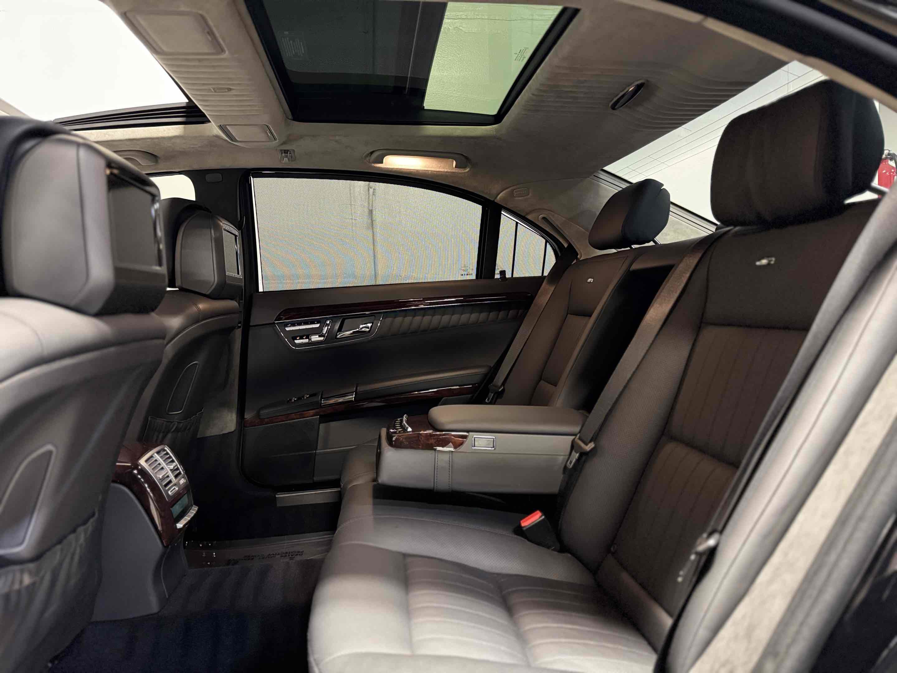 Used 2010 Mercedes-Benz S 600 image 27