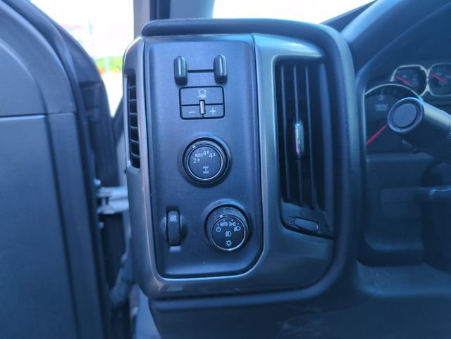 Used 2017 Chevrolet Silverado 1500 LT w/ All Star Edition AWD/4WD image 28