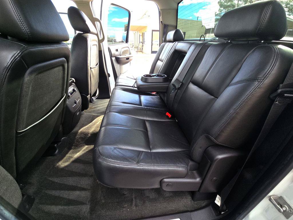 Used 2008 GMC Sierra 1500 Denali AWD/4WD image 10