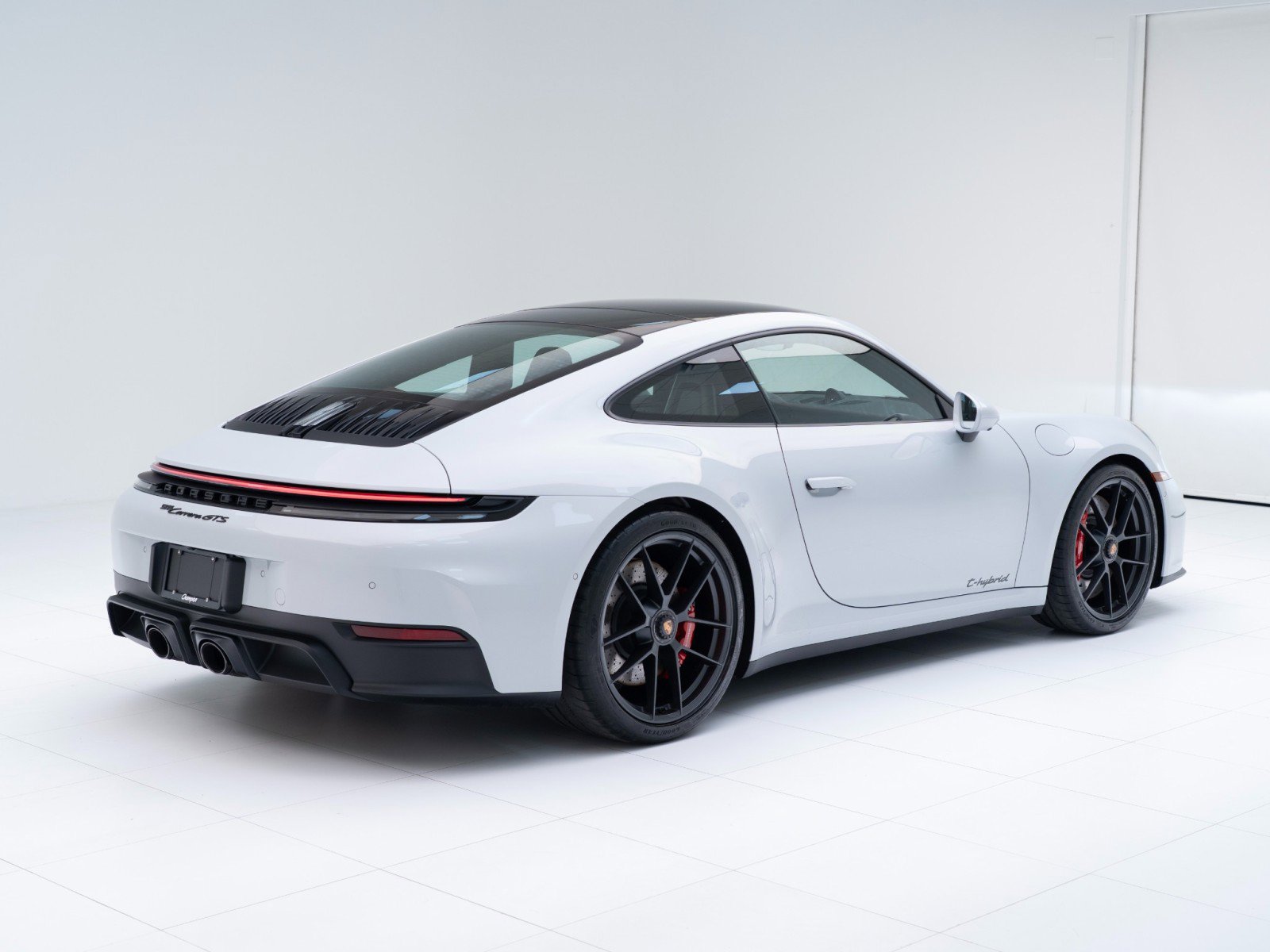 New 2026 Porsche 911 Carrera GTS image 9