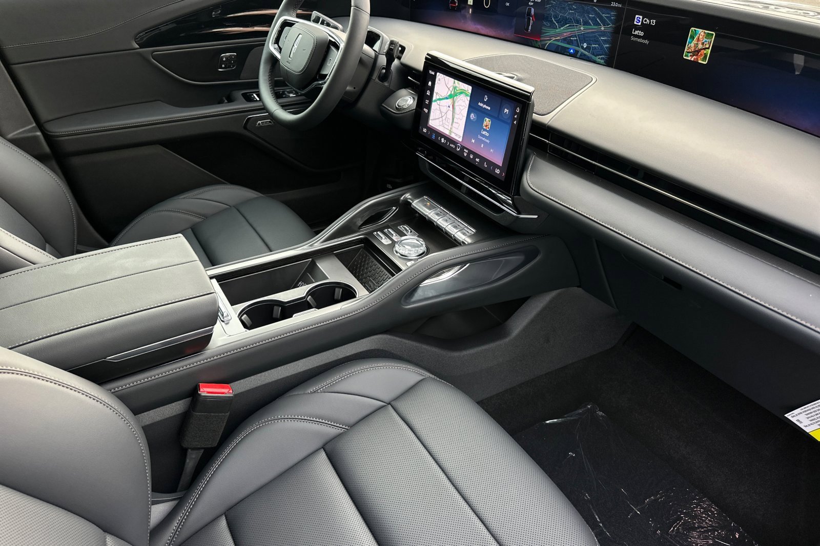 New 2026 Lincoln Nautilus Premier w/ Equipment Group 102A image 15