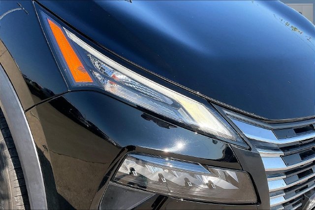 Used 2024 Nissan Rogue S AWD/4WD image 29