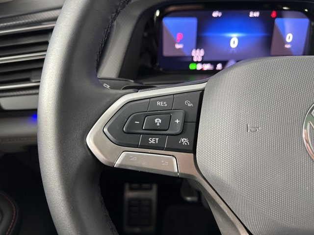 Used 2025 Volkswagen Atlas Peak Edition SE image 15