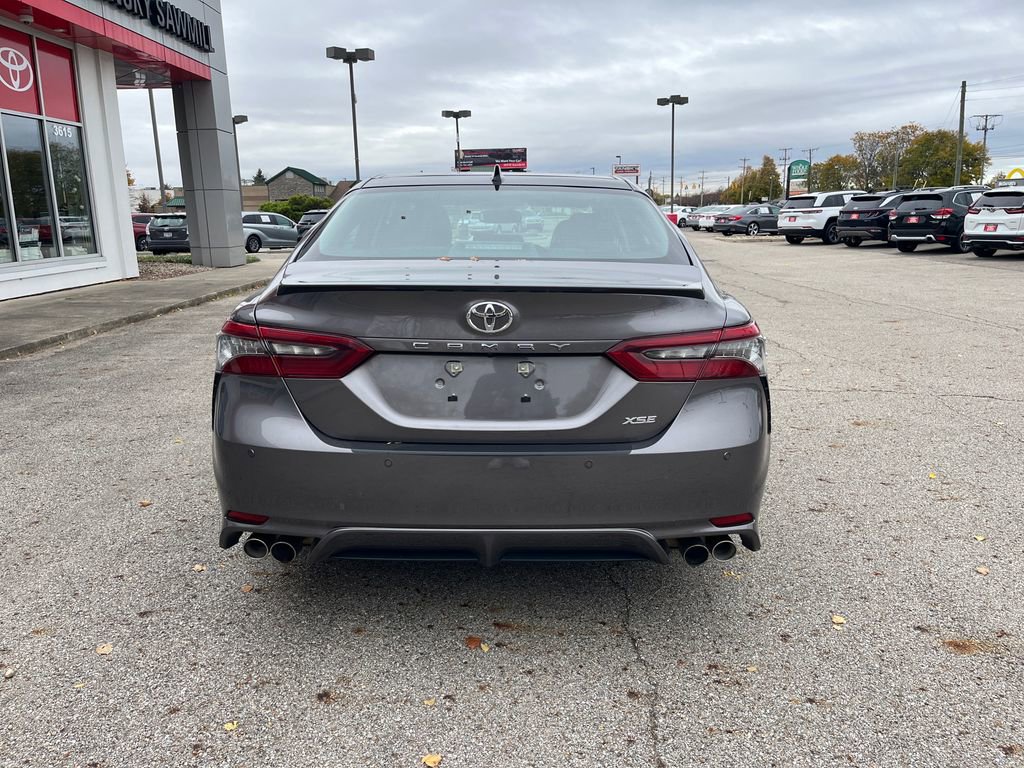 Used 2023 Toyota Camry XSE image 4