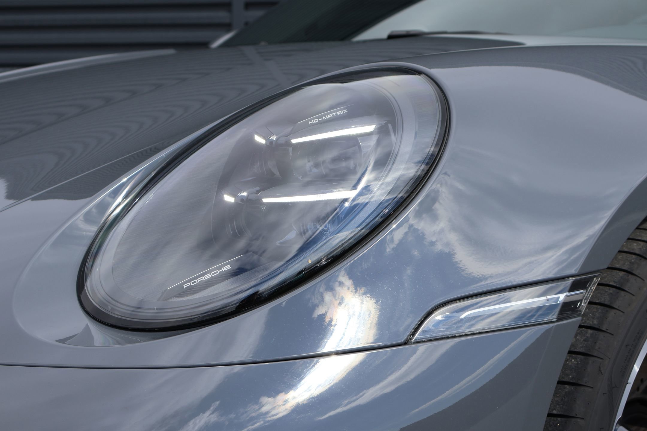 Certified 2025 Porsche 911 Carrera image 12