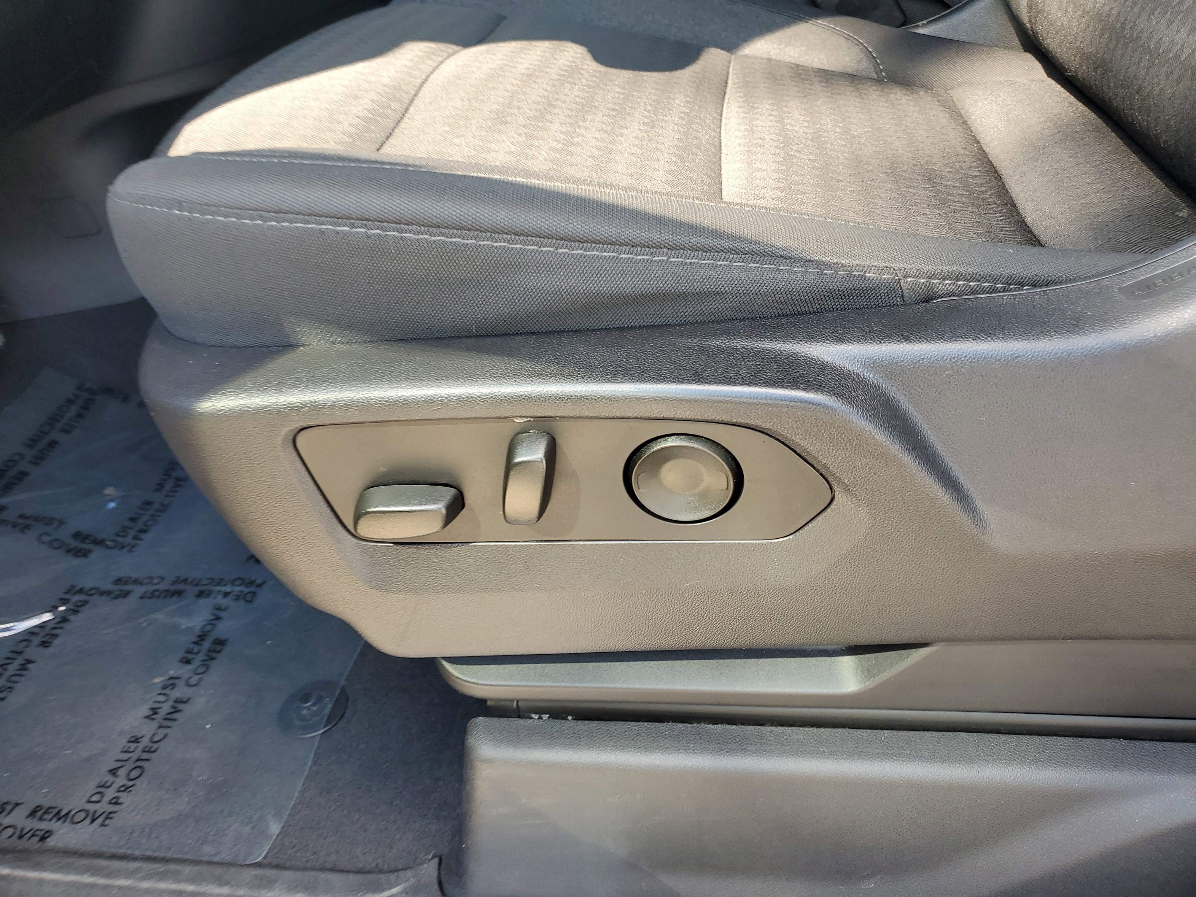 Used 2023 Chevrolet Silverado 1500 LT w/ Protection Package image 8