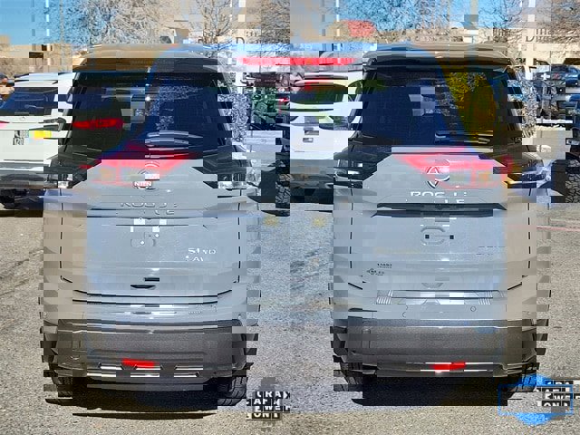 Certified 2025 Nissan Rogue SL w/ SL Premium Package image 5