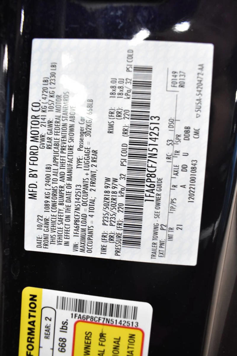 Used 2022 Ford Mustang GT RWD image 28