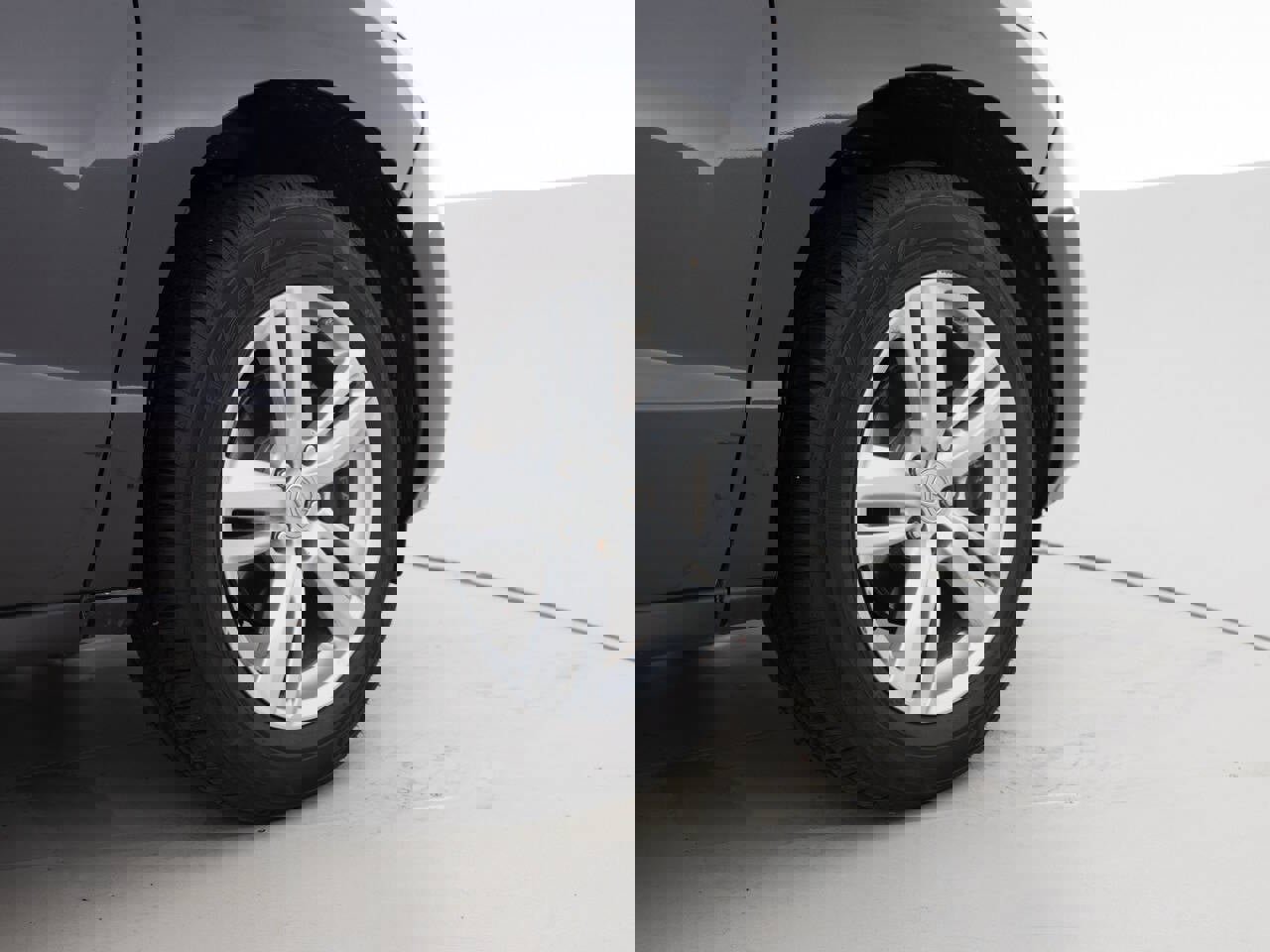 Used 2013 Acura RDX w/Tech AWD 4dr SUV w/Technolog image 18