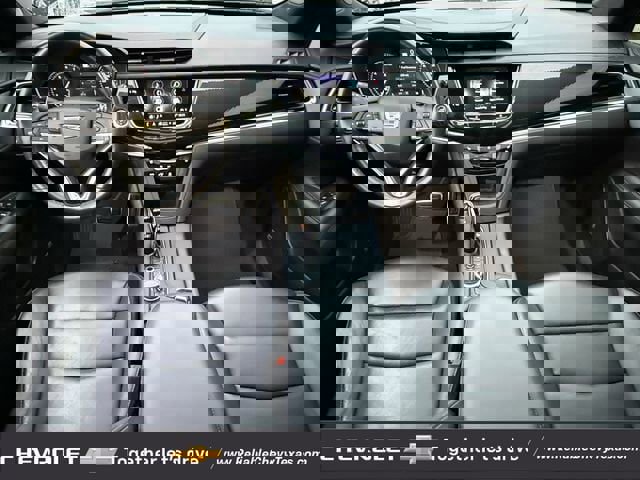 Used 2024 Cadillac XT6 Sport AWD/4WD image 11