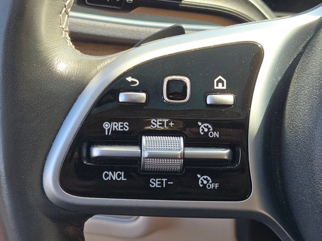 Used 2020 Mercedes-Benz GLE 350 4MATIC image 37
