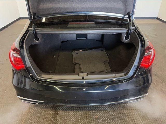Used 2018 Acura RLX w/ Technology Package image 12