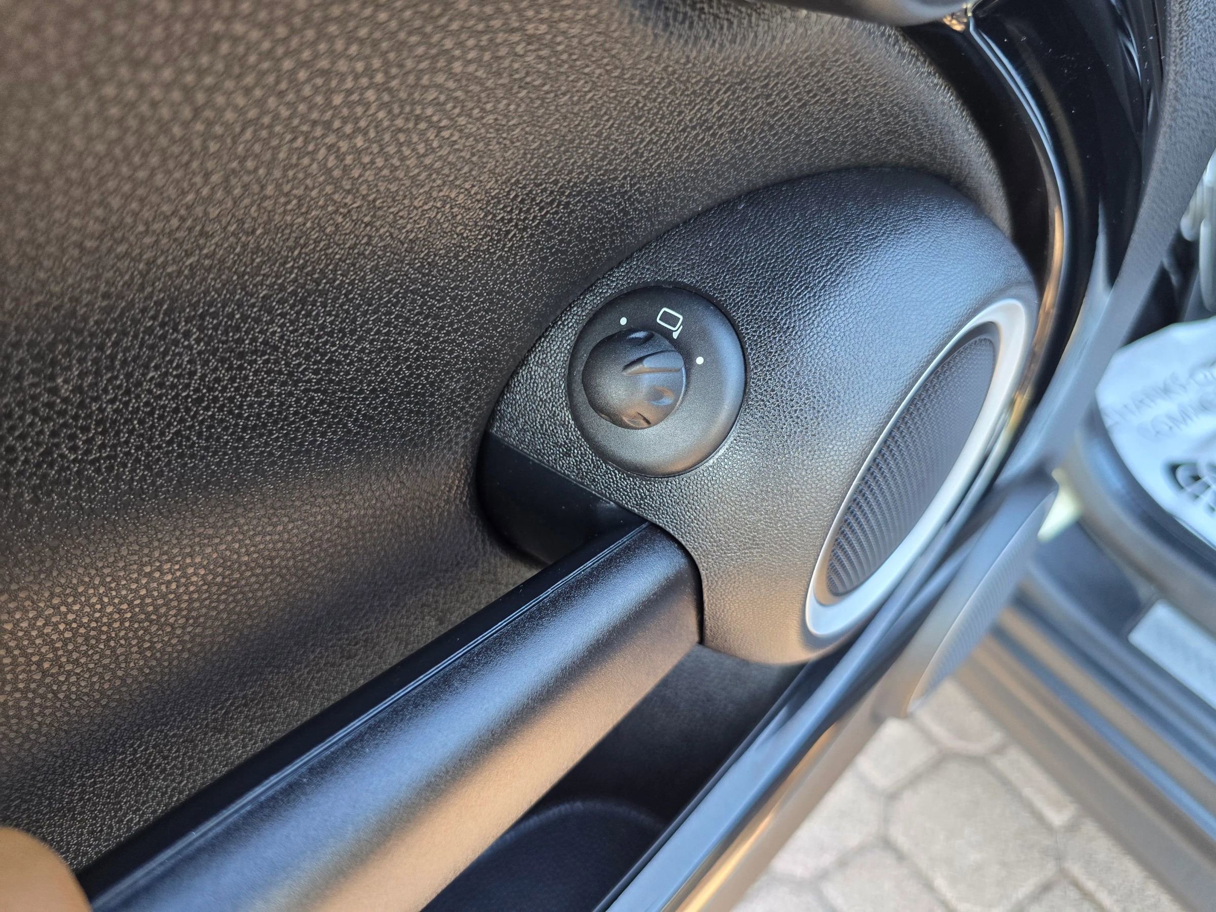 Used 2013 MINI Cooper Roadster S FWD image 23