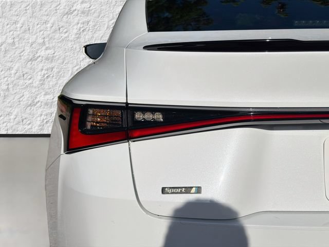 Used 2025 Lexus IS 350 F Sport w/ Accessory Package RWD image 10