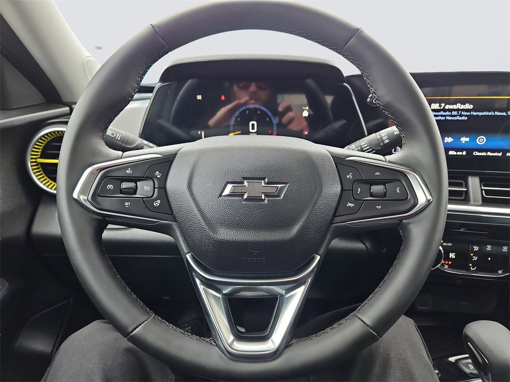 Certified 2025 Chevrolet Trax ACTIV w/ Sunroof Package image 29