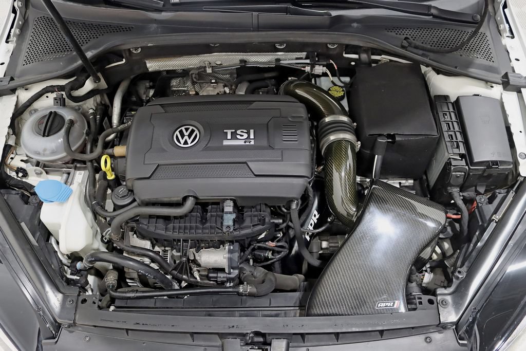 Used 2017 Volkswagen Golf R 4-Door AWD/4WD image 35