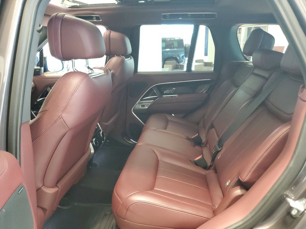 Used 2023 Land Rover Range Rover SE AWD/4WD image 26