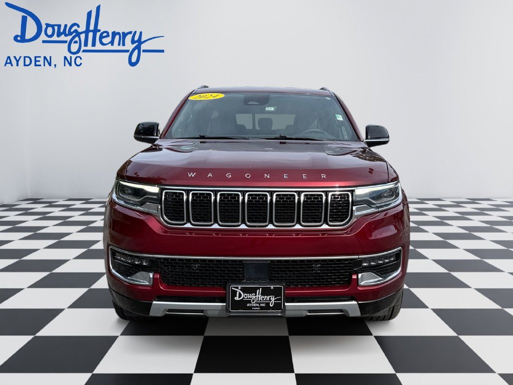 Used 2024 Jeep Wagoneer L Series II w/ Flexible Seating Group AWD/4WD image 8
