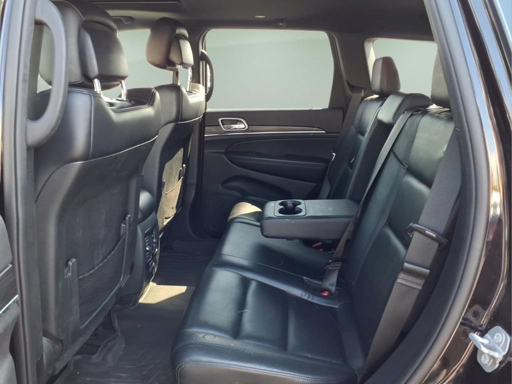 Used 2019 Jeep Grand Cherokee Limited w/ Trailer Tow Group IV AWD/4WD image 5