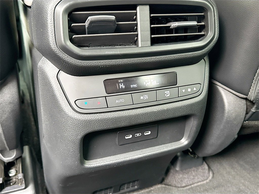 Used 2024 Honda Pilot EX-L image 24