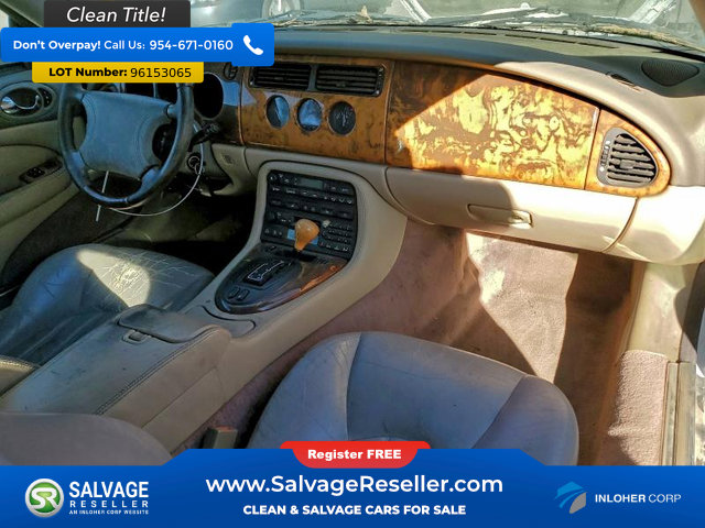 Used 2000 Jaguar XK8 Convertible image 11