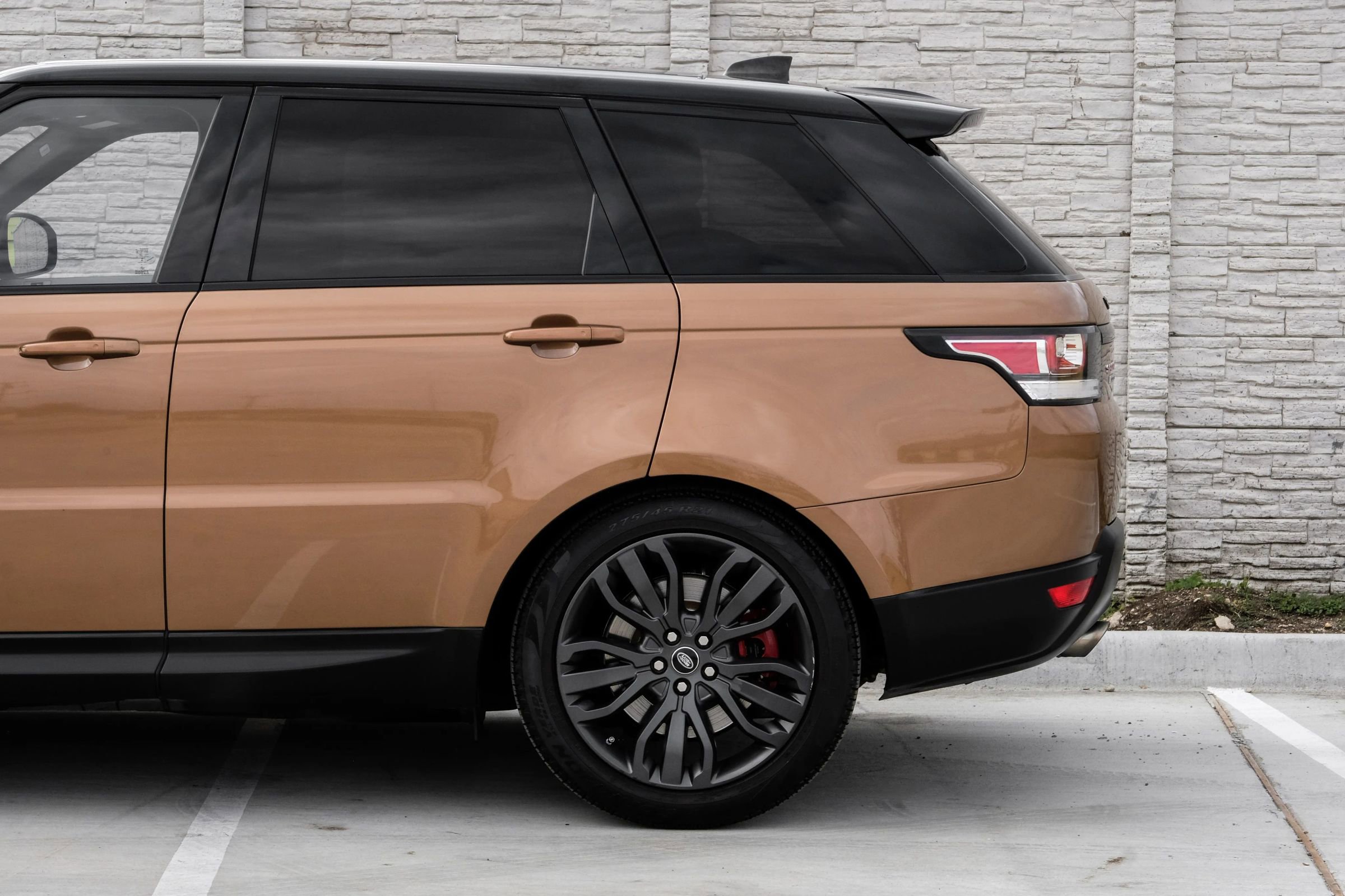 Used 2017 Land Rover Range Rover Sport image 15