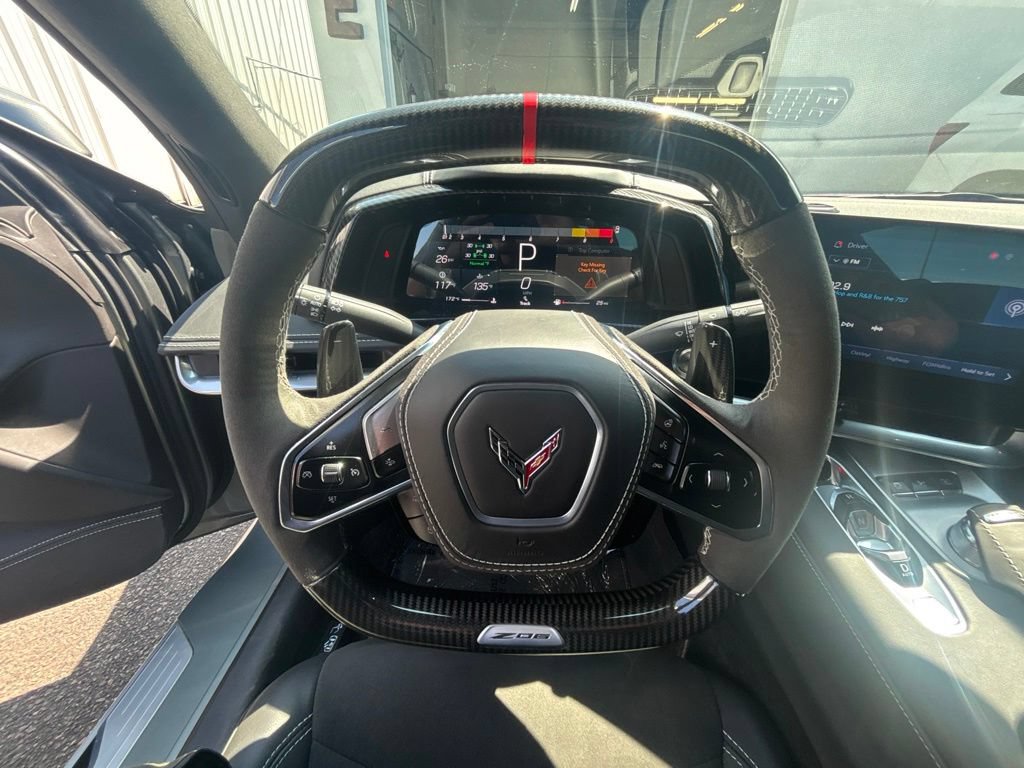 Used 2024 Chevrolet Corvette Z06 RWD image 13