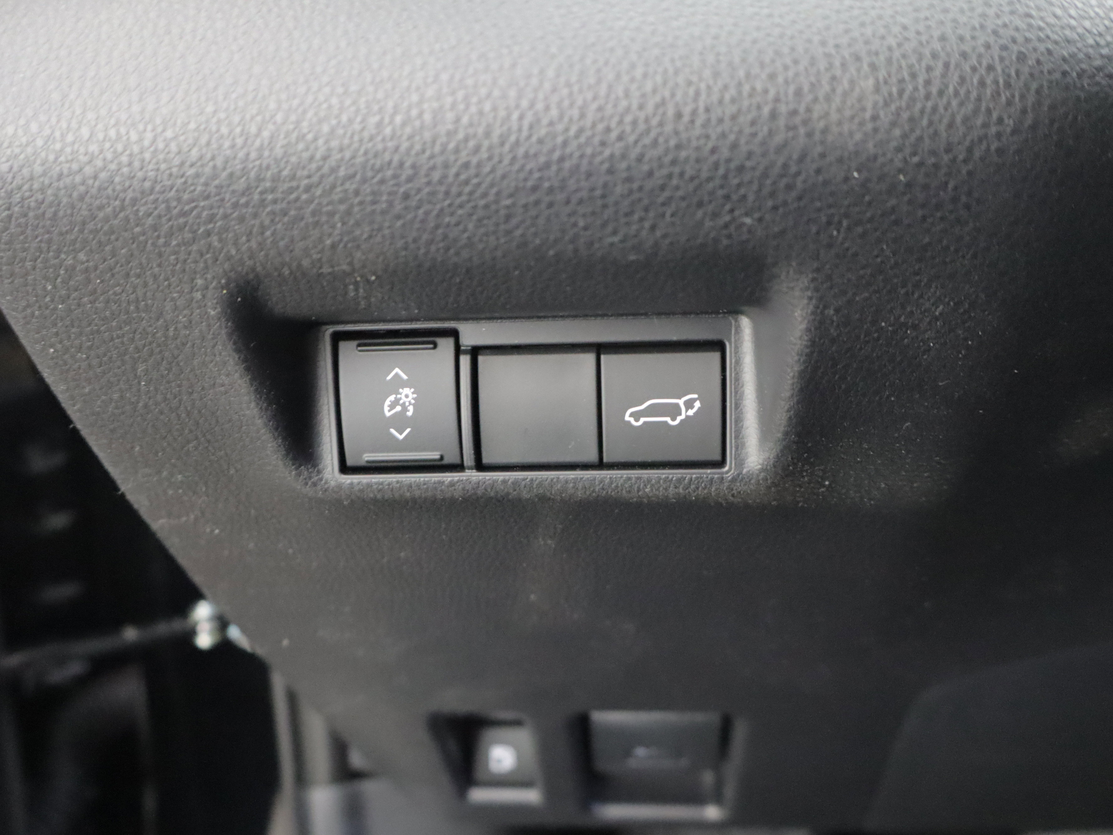 New 2026 Toyota RAV4 AWD Plug-in Hybrid image 18