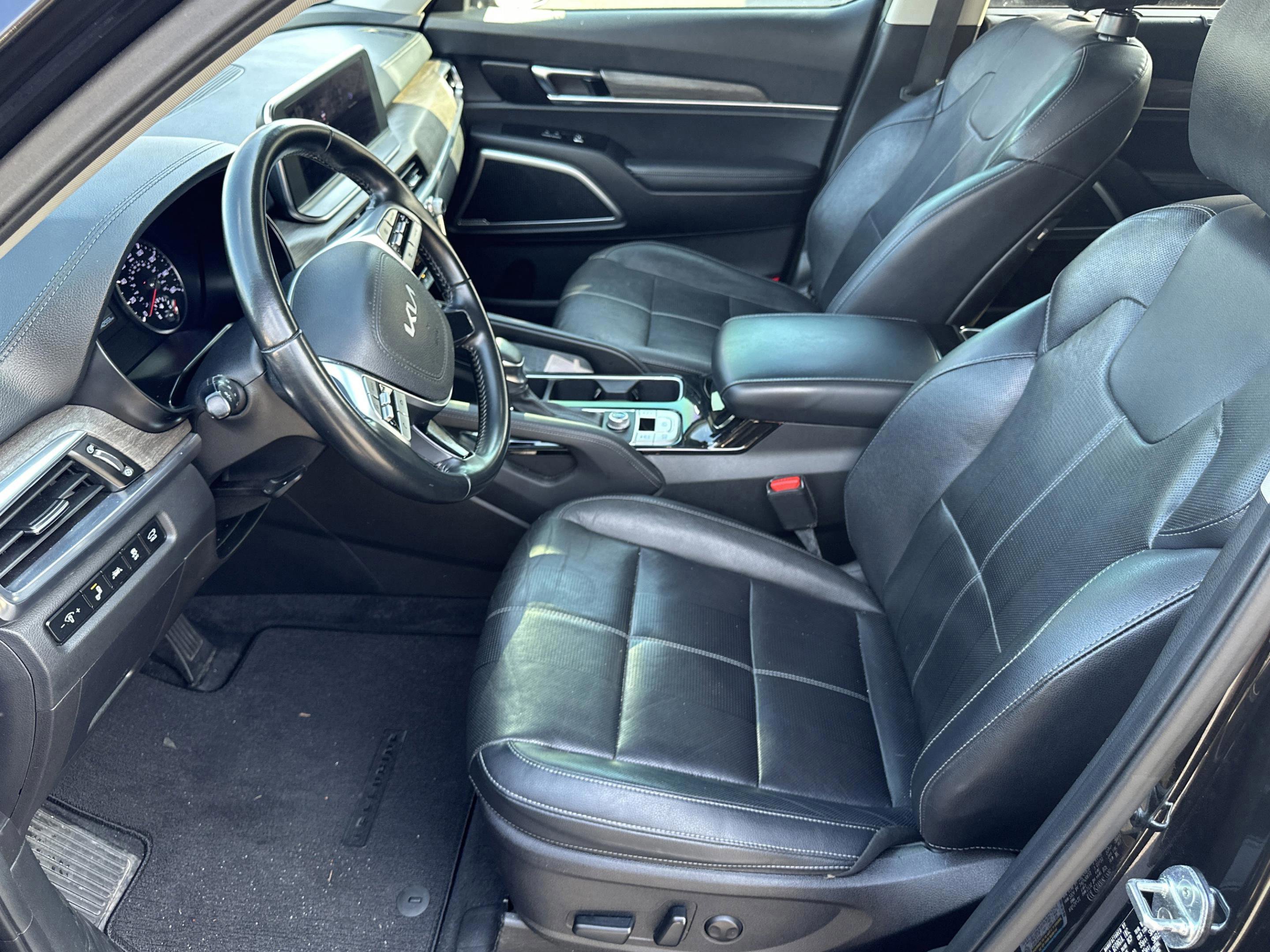 Used 2022 Kia Telluride EX w/ EX Premium Package image 31