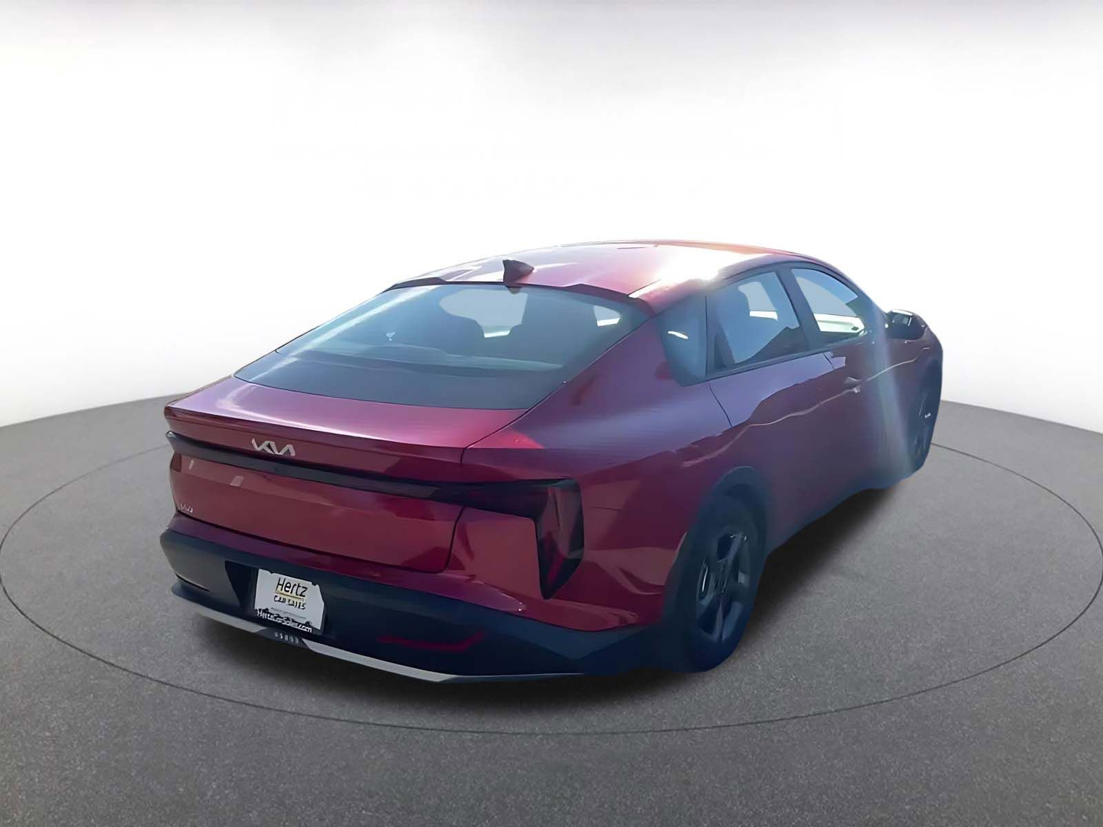 Used 2025 Kia K4 LXS image 12