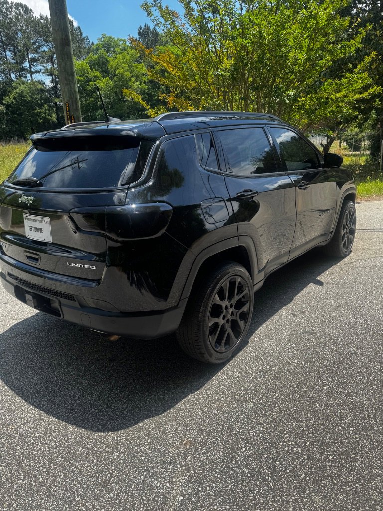 Used 2021 Jeep Compass Limited w/ Sun and Sound Group AWD/4WD image 7
