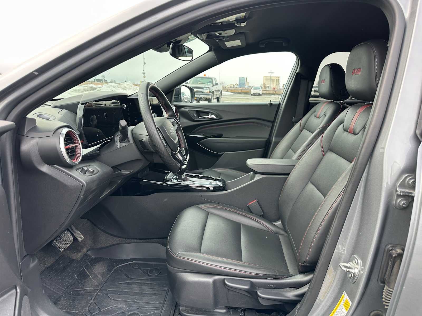 Certified 2024 Chevrolet Trax RS w/ Driver Confidence Package image 20