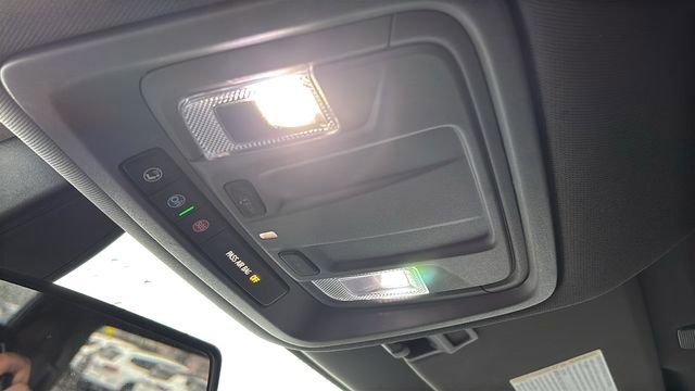 Used 2022 Chevrolet Silverado 1500 LT image 23