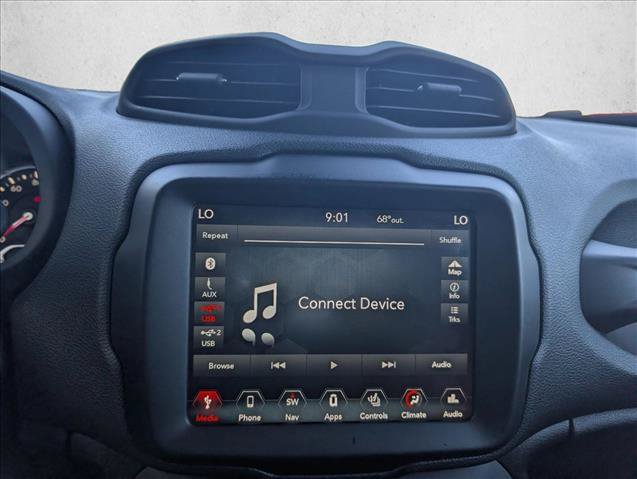 Used 2019 Jeep Renegade Limited w/ UConnect 8.4 Nav Group AWD/4WD image 14