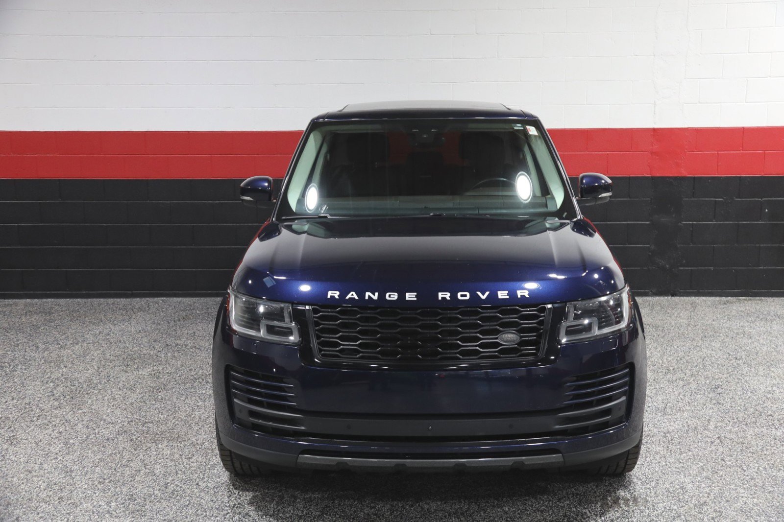 Used 2019 Land Rover Range Rover HSE image 12