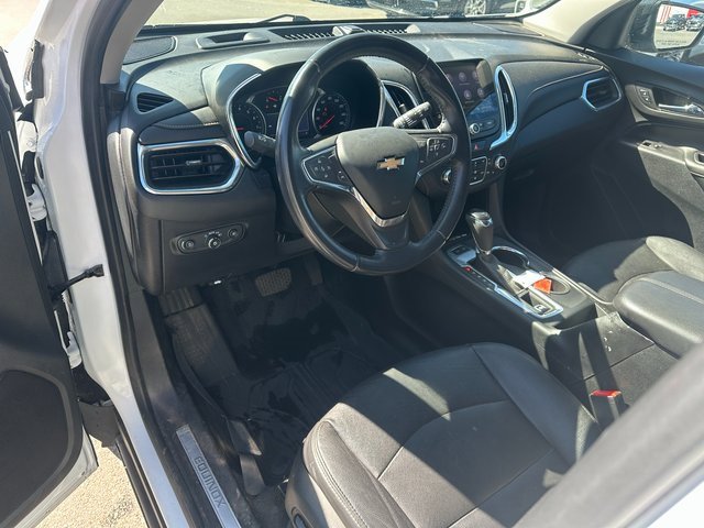 Used 2020 Chevrolet Equinox Premier w/ Premier Redline Edition image 16
